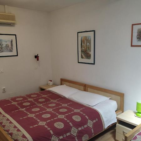 Accomodation Pertout Nova Gorica Ngoại thất bức ảnh