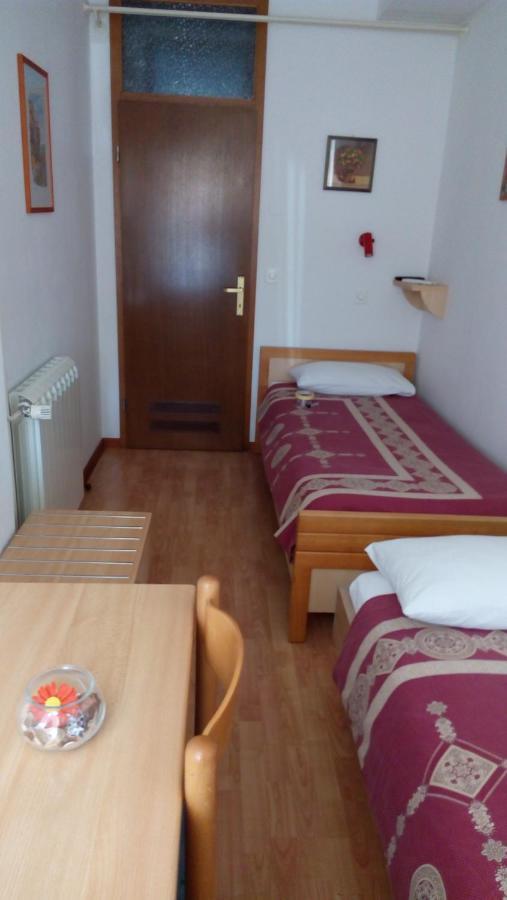 Accomodation Pertout Nova Gorica Ngoại thất bức ảnh