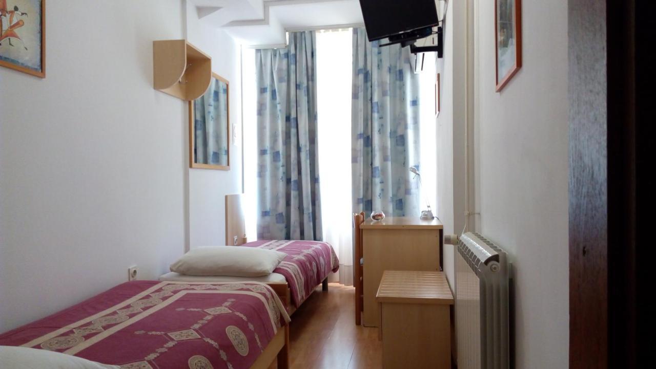Accomodation Pertout Nova Gorica Ngoại thất bức ảnh