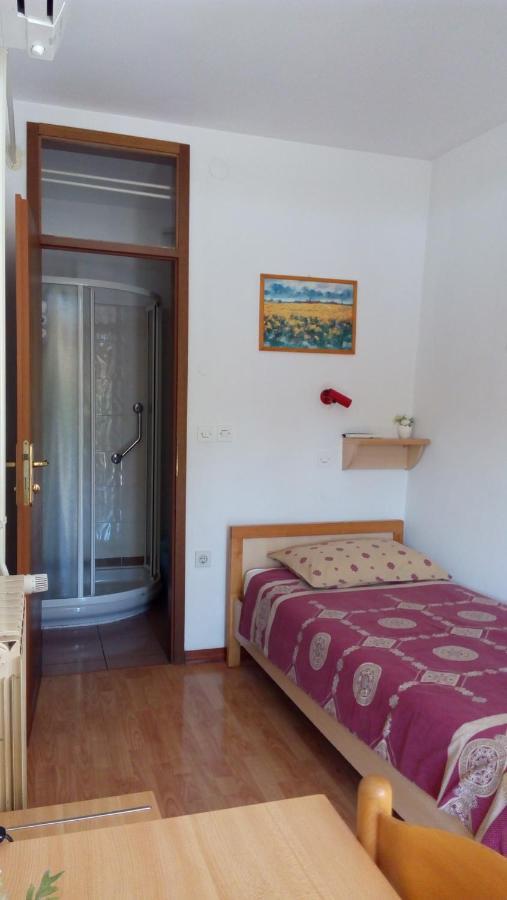 Accomodation Pertout Nova Gorica Ngoại thất bức ảnh